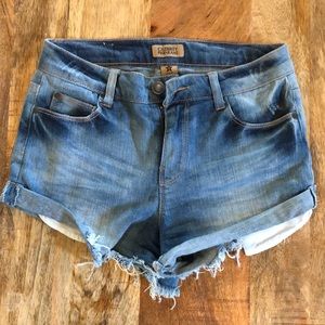 Celebrity Pink Jeans Distressed Jean Shorts Size 5